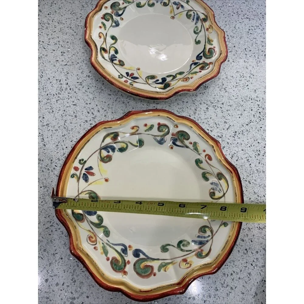 (2) Sur La Table “Mara”Pattern Salad Appetizers Plates 9” Made in Italy READ****